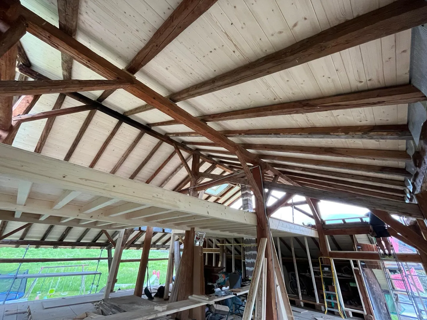 Charpente vieux bois - Plancher sapin - Romme - Nancy sur Cluses